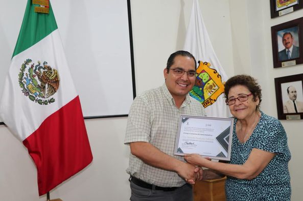 Reconoce Gobierno Municipal de San Juan de Sabinas trayectoria científica de la Doctora Marisela Fernández Valverde