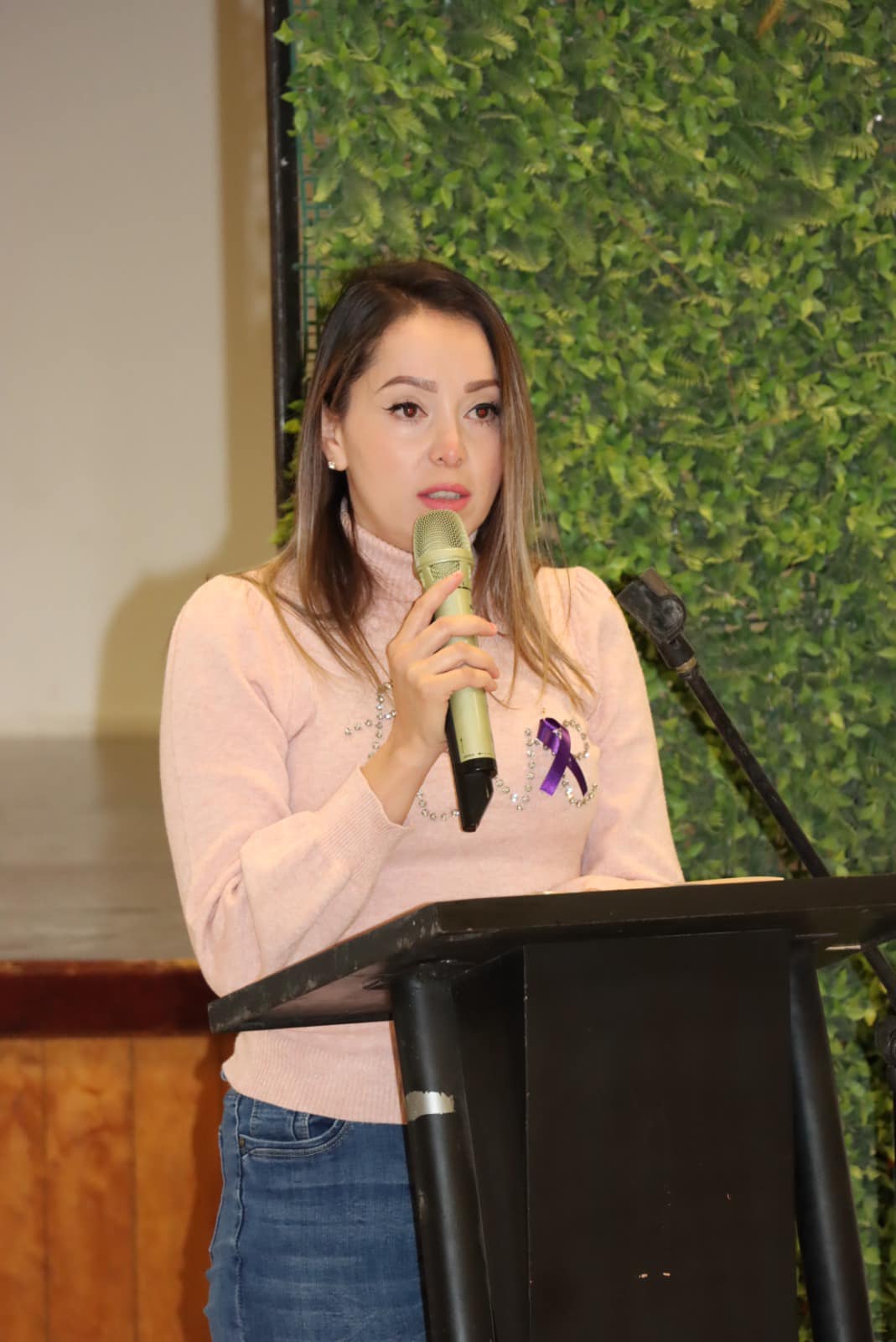 Brinda DIF San Juan de Sabinas conferencia sobre el cáncer